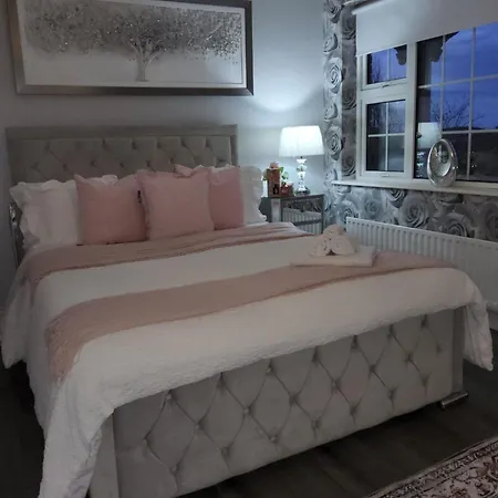 Dernvale House -double - Sleeps 2 Mullinderg
