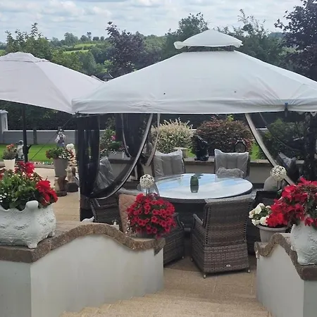 Penzion Dernvale House -double - Sleeps 2